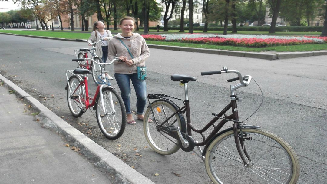 Велоэкскурсия по местам фильма "Питер FM"  в Санкт-Петербурге