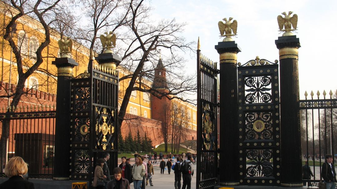Красная площадь, Александровский сад и парк Зарядье с частным гидом в Москве