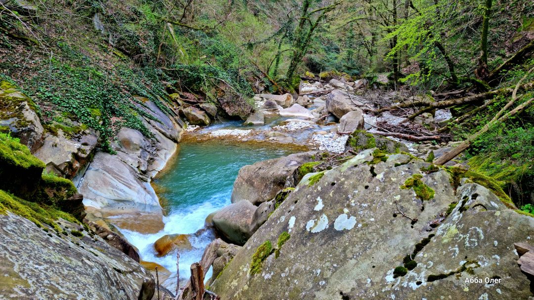 Водопады и бирюзовые купели реки Дедеркой - фото 2